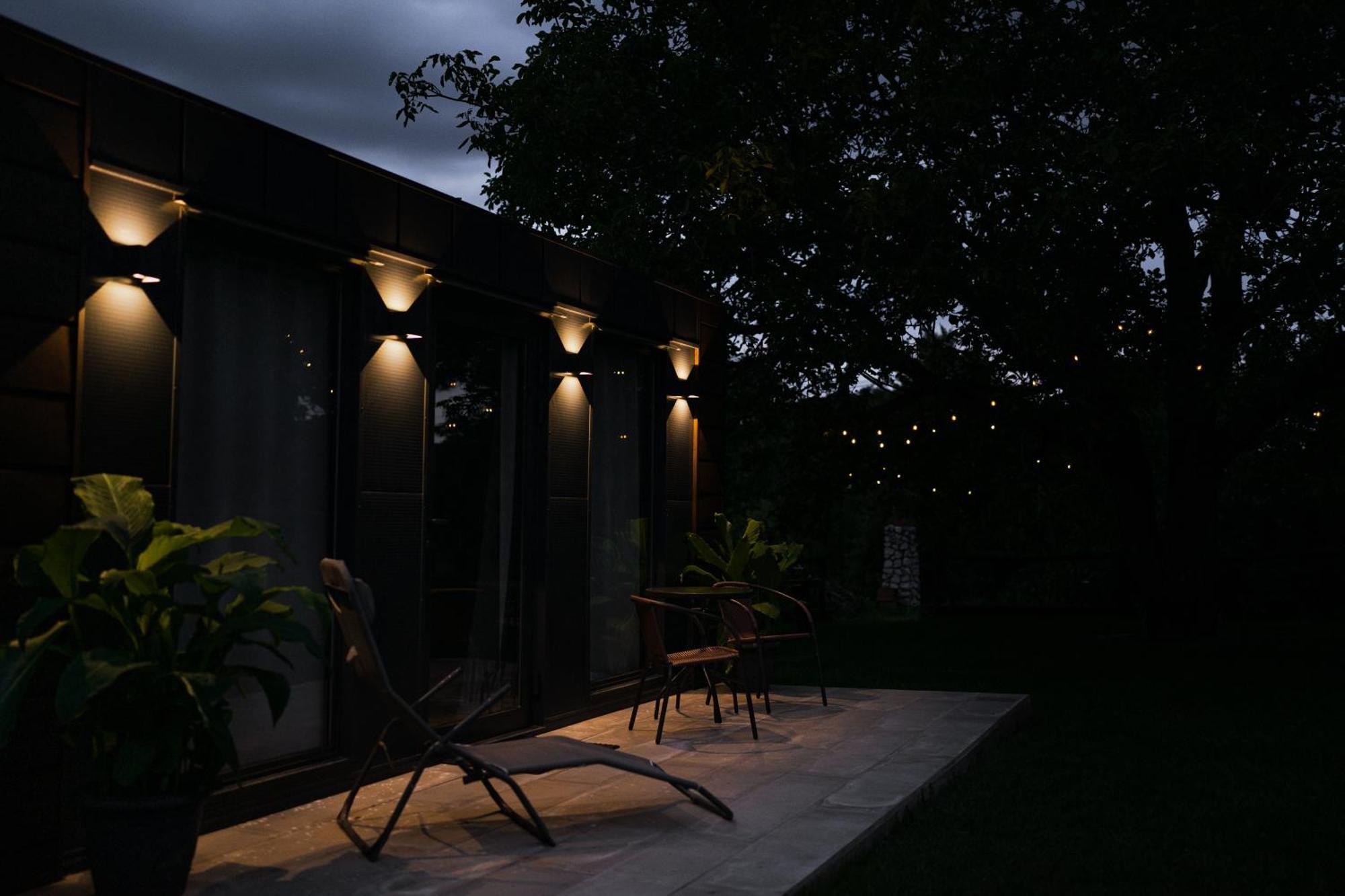 Tiny House Mezi Sklepy Apartment Kobyli ภายนอก รูปภาพ